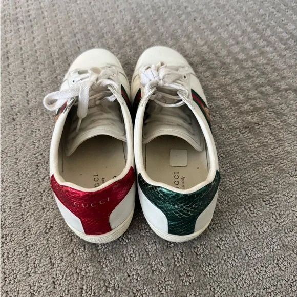 Gucci White Sneakers with Red and Green Stripes - Picture 5 of 7